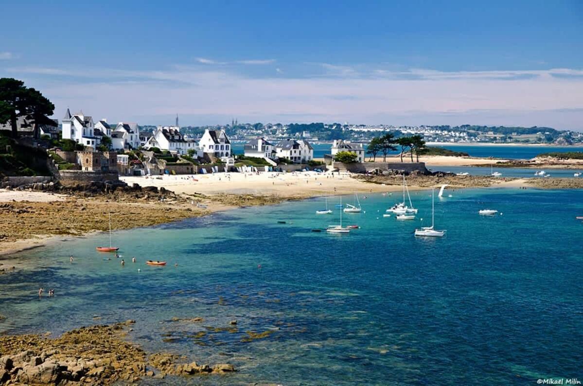 Kermartin - Maison De Famille Avec Vue Sur La Baie De Morlaix Plouézocʼh Esterno foto